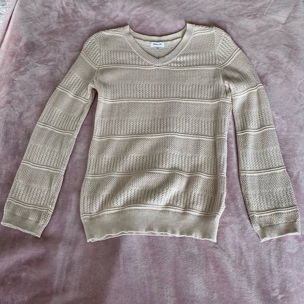 Sugar lips v-neck knit sweater